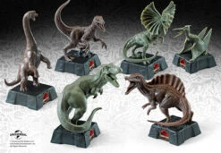 Noble Collection Jurassic Park Chess Set -Noble Collection NN2421 VUE3 600