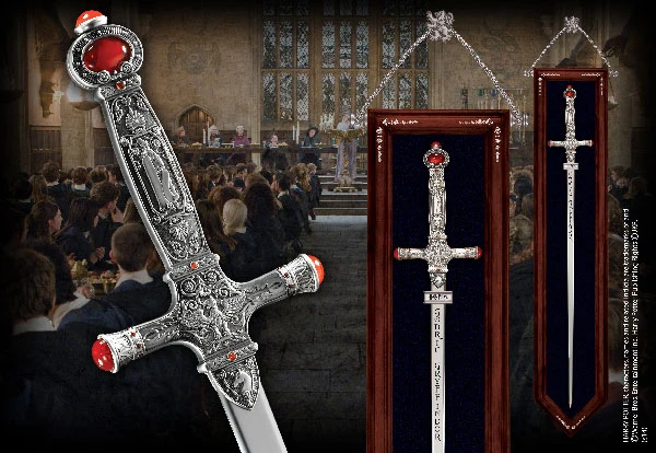 Noble Collection The Godric Gryffindor Sword - Harry Potter 1 Noble Collection The Godric Gryffindor Sword - Harry Potter