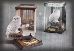 Noble Collection Magical Creature - Hedwig
