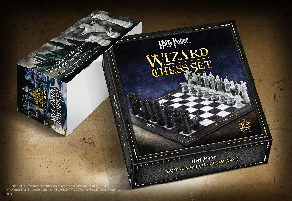 Noble Collection Wizard Chess Set - Harry Potter 3 Noble Collection Wizard Chess Set - Harry Potter – Image 3