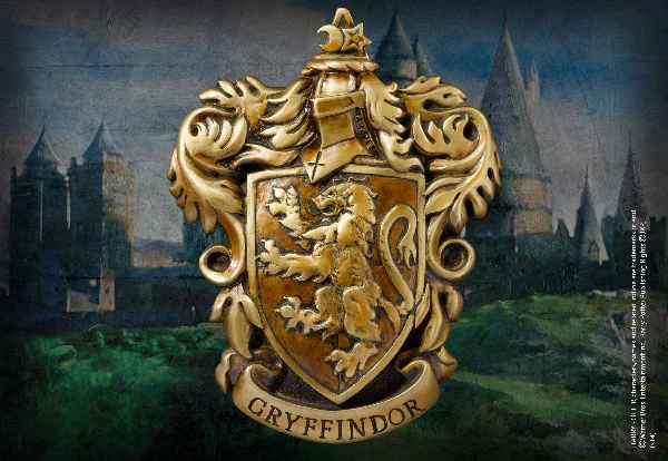 Noble Collection Gryffindor TM House Crest - Harry Potter 1 Noble Collection Gryffindor TM House Crest - Harry Potter