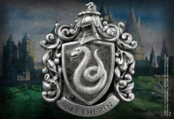 Noble Collection Slytherin House Crest - Harry Potter