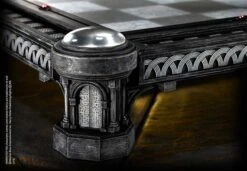 Noble Collection The Final Challenge Chess Set -Noble Collection NN7979 VUE4 600