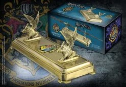 Noble Collection Hogwarts Wand Display - Harry Potter