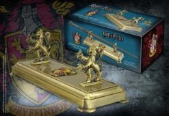 Noble Collection Gryffindor Wand Display - Harry Potter