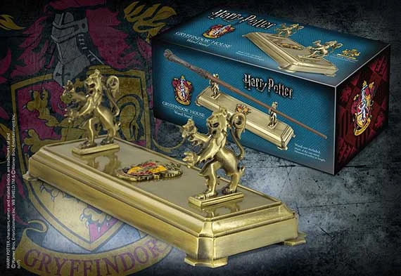 Noble Collection Gryffindor Wand Display - Harry Potter 1 Noble Collection Gryffindor Wand Display - Harry Potter