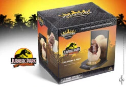 Noble Collection Egg - Toyllectible Treasures - Jurassic Park -Noble Collection NN9753 VUE3 600
